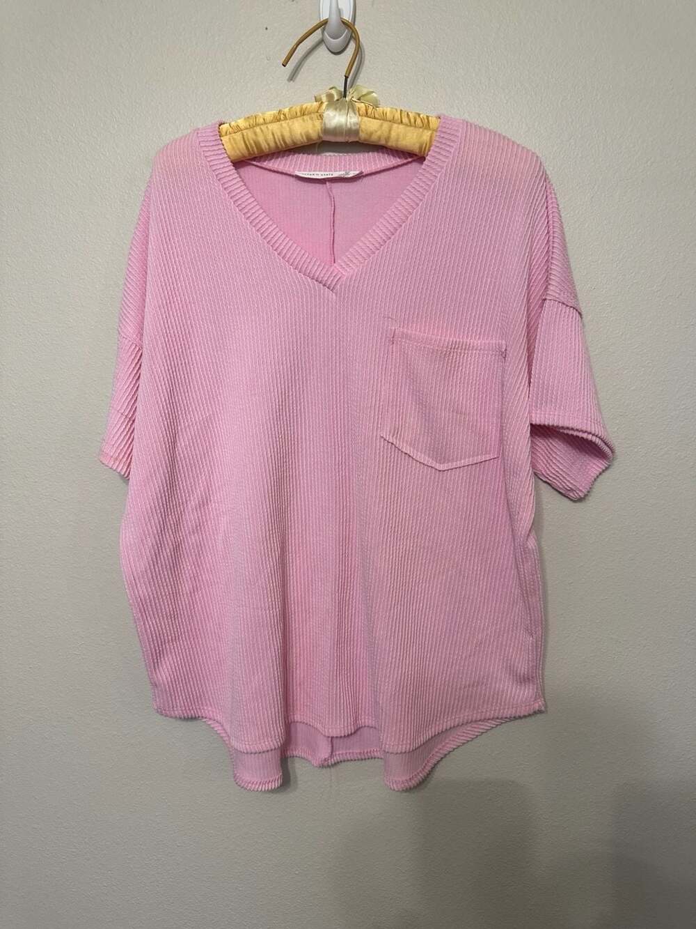 Altar'd State Pink Waffle Knit V-Neck Short Sleeve Pocket Tee